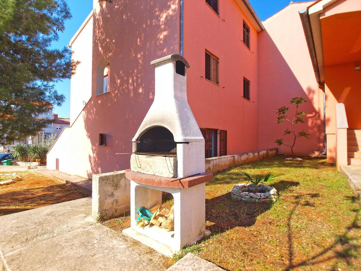 Apartments Sandra 1335 Pula Dış mekan fotoğraf